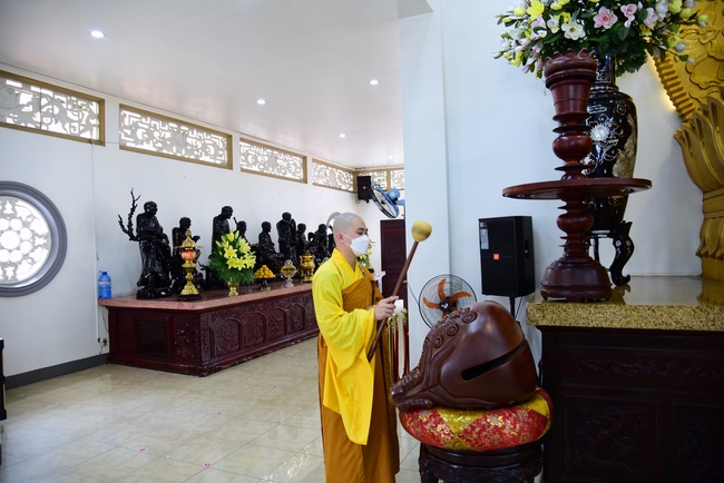 Lễ truyền giới Sa di Phương Trượng